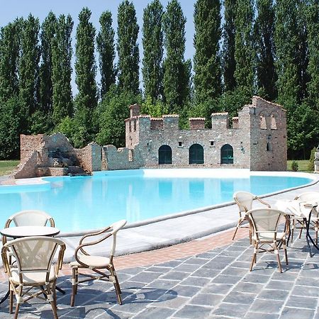 Tenuta Il Tenchio Hotel Lacchiarella Exterior foto